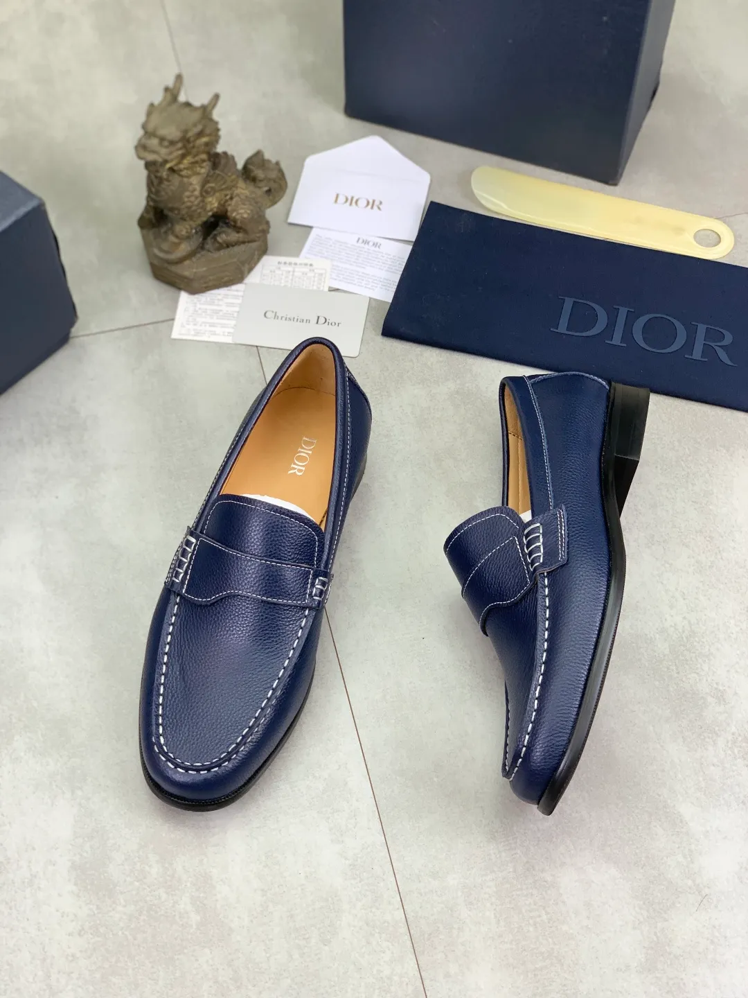 Men's men's shoes 💰P560 new style 💰high version 💎💎💎Dior original version! Top Italian purchasing agent! Men's business casual leather shoes, original imported pebbled calfskin upper, ultimate texture, gentlemanly style, imported water-dyed cowhide inside, top-quality original Italian rubber outsole, first-class workmanship, top quality! Size: 39-44 (45 customized) 3️⃣ colors available